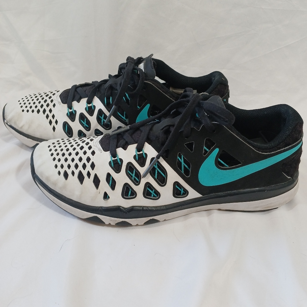 Nike Training Men’s Shoes Size 8 Black Blue White